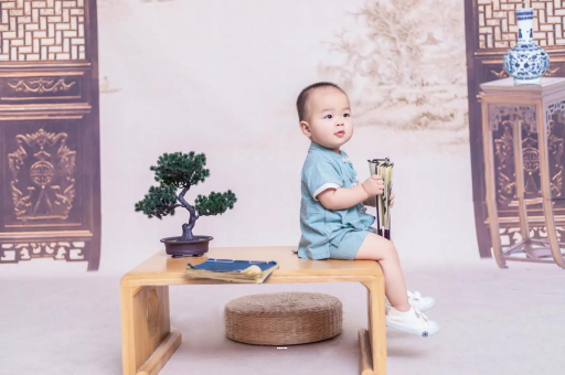 敦煌孕妇尖肚子和圆肚子